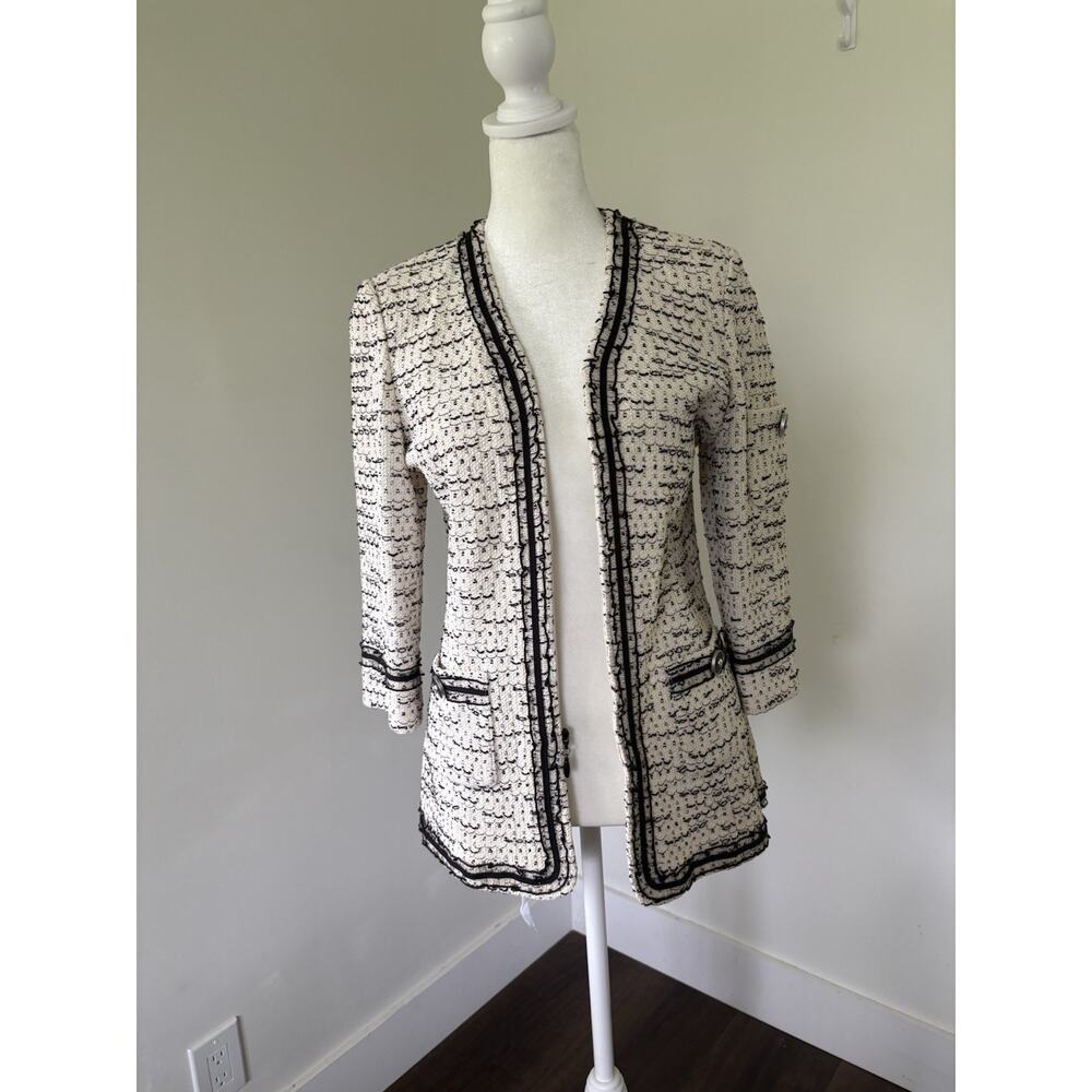 St. John Collection Size 4 Black White Tweed Knit Blazer Jacket Boucle - Picture 7 of 12